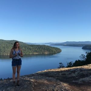 Meet your Posher, Christy